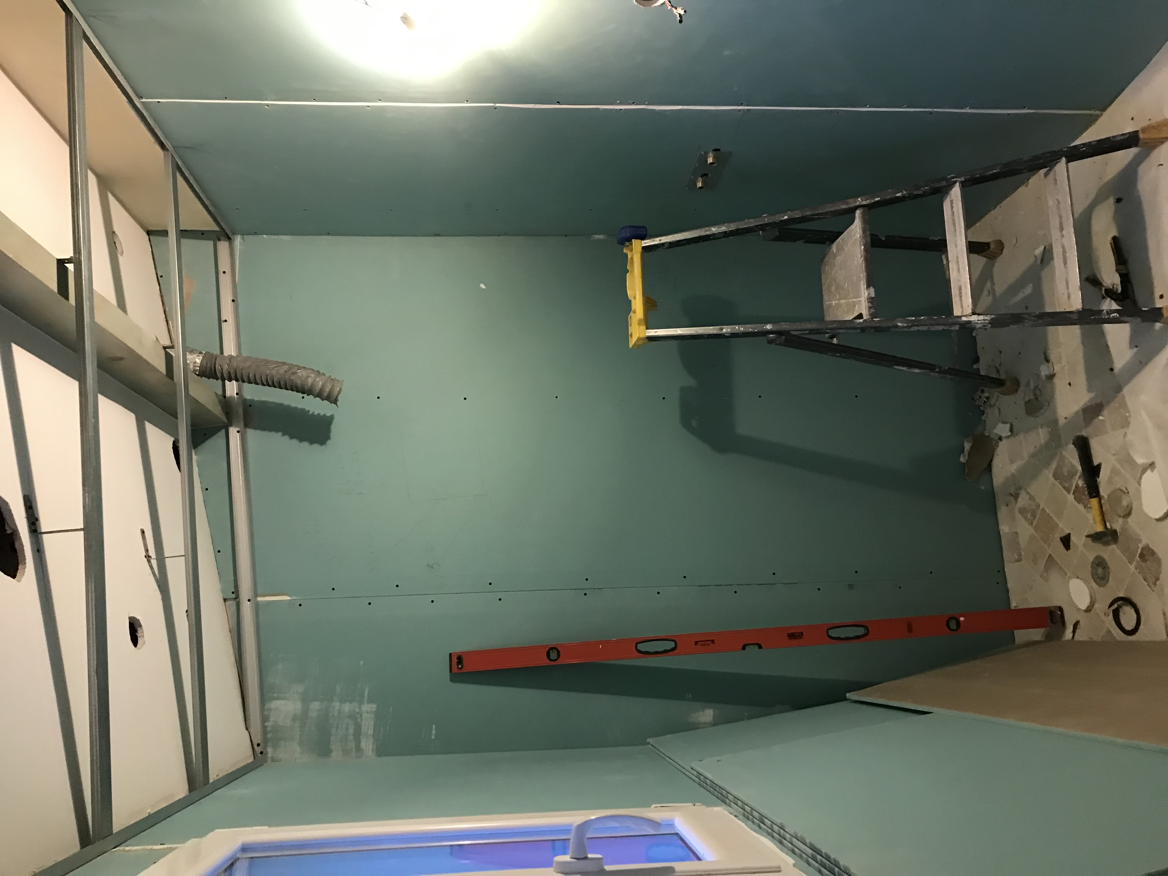 Salle de bain après rénovation — douche italienne